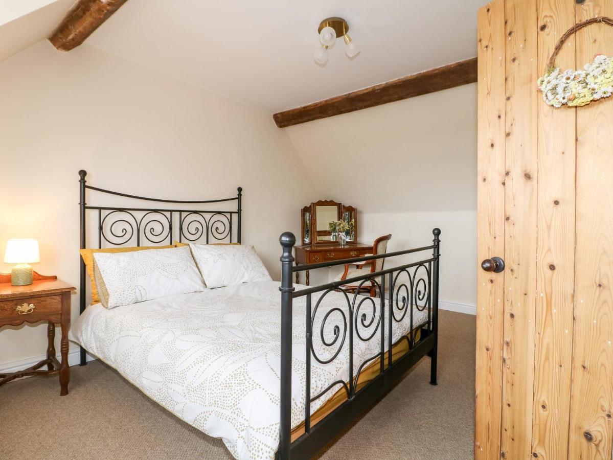 Tolldish Cottage Stafford Exterior foto